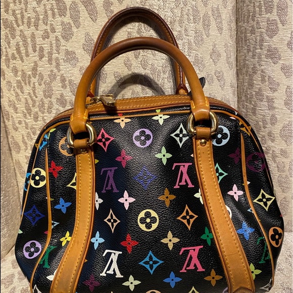 SOLD!!! ♥️❤️ Louis Vuitton Priscilla certified - Picture 2 of 16